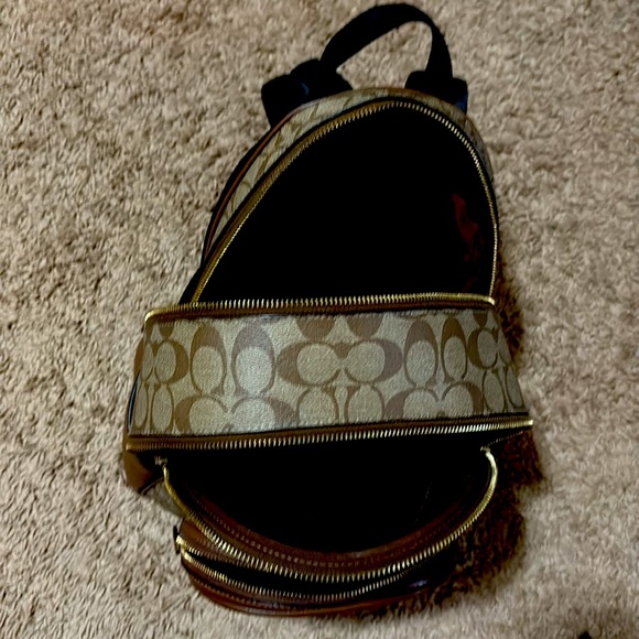 Court Backpack In Signature Canvas - Picture 3 of 5